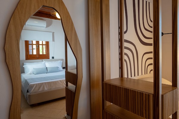 Foto van Villa in Panormo met Zwembad en Strand dichtbij - Vakantiehuis in Panormo - BedRoom