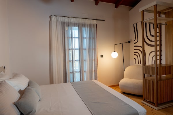 Foto van Villa in Panormo met Zwembad en Strand dichtbij - Vakantiehuis in Panormo - BedRoom