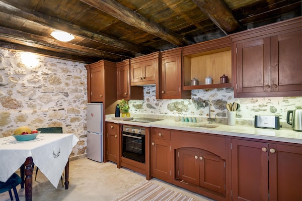 Foto van Villa met 5 slaapkamers en verwarmd zwembad - Vakantiehuis in Panormo - Kitchen