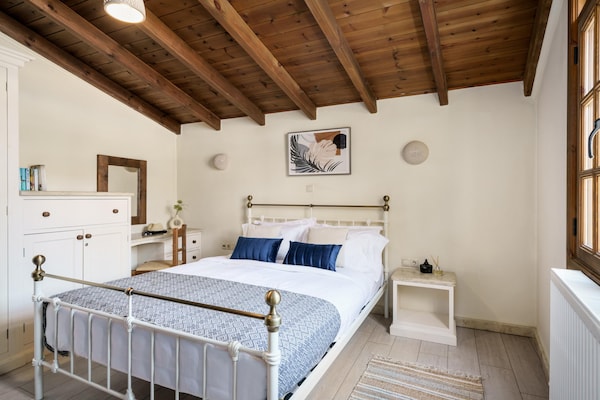 Foto van Villa met 5 slaapkamers en verwarmd zwembad - Vakantiehuis in Panormo - BedRoom