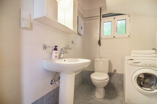 Foto van Villa in Lefkogia bij Souda Strand - Vakantiehuis in Lefkogia - BathRoom