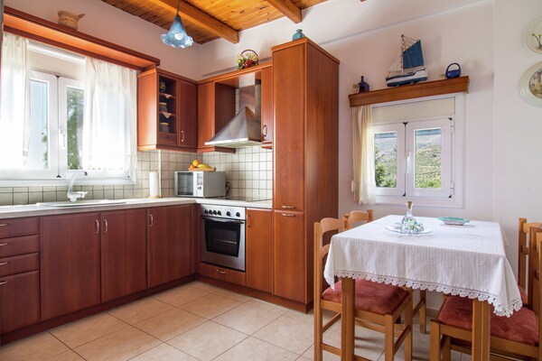 Foto van Villa in Lefkogia bij Souda Strand - Vakantiehuis in Lefkogia - Kitchen