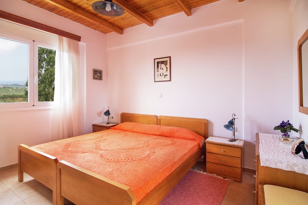 Foto van Villa in Lefkogia bij Souda Strand - Vakantiehuis in Lefkogia - BedRoom