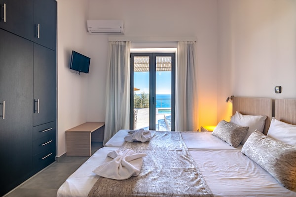Foto van Villa in Plakias met privézwembad en zeezicht - Vakantiehuis in Plakias - BedRoom
