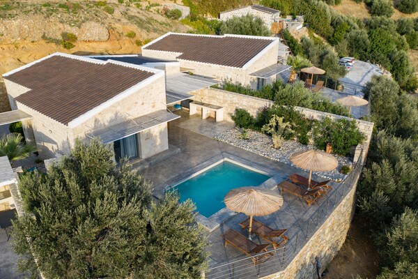 Foto van Villa in Plakias met privézwembad en zeezicht - Vakantiehuis in Plakias - Outdoor