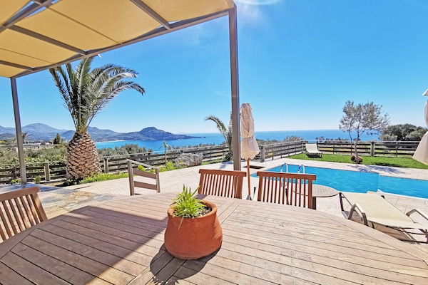 Foto van Cottage in Plakias met zwembad en uitzicht - Vakantiehuis in Plakias - Outdoor