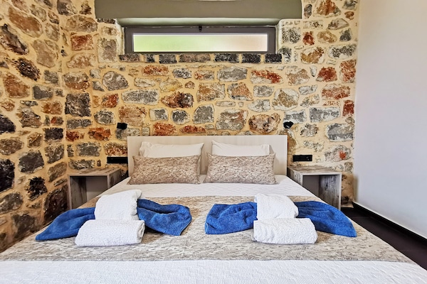 Foto van Villa in Plakias met Privézwembad en Uitzicht - Vakantiehuis in Plakias - BedRoom