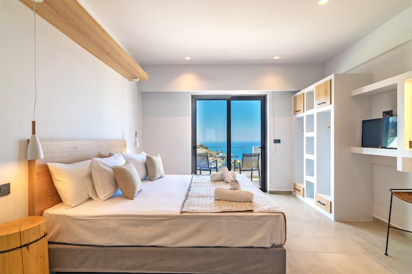 Foto van Villa in Sellia met Zwembad en Uitzicht - Vakantiehuis in Sellia - LivingRoom