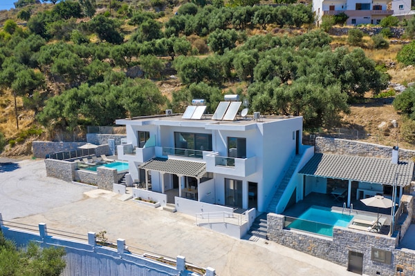 Foto van Villa in Sellia met Zwembad en Uitzicht - Vakantiehuis in Sellia - Outdoor