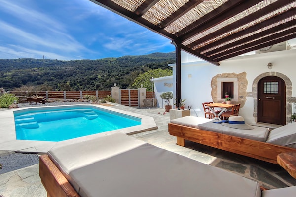 Foto van Villa op Kreta met Zwembad & Strand dichtbij - Vakantiehuis in Rodakino - PoolOfHouse