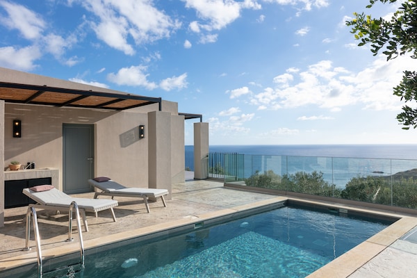 Foto van Vakantiehuis op Kreta met zwembad bij Souda - Vakantiehuis in Plakias - Outdoor