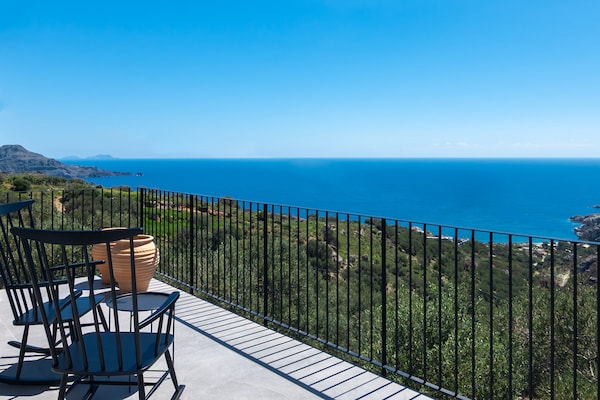 Foto van Vakantiehuis op Kreta met zwembad bij Souda - Vakantiehuis in Plakias - TerraceBalcony