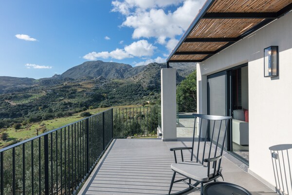 Foto van Vakantiehuis op Kreta met zwembad bij Souda - Vakantiehuis in Plakias - terrace