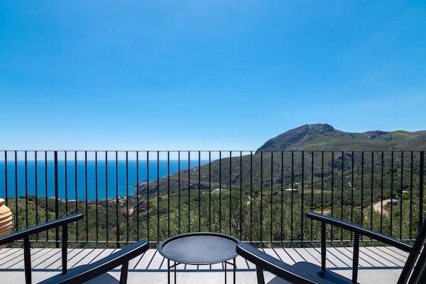 Foto van Vakantiehuis op Kreta met zwembad bij Souda - Vakantiehuis in Plakias - TerraceBalcony