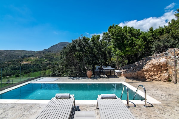 Foto van Vakantiehuis op Kreta met zwembad bij Souda - Vakantiehuis in Plakias - PoolOfHouse