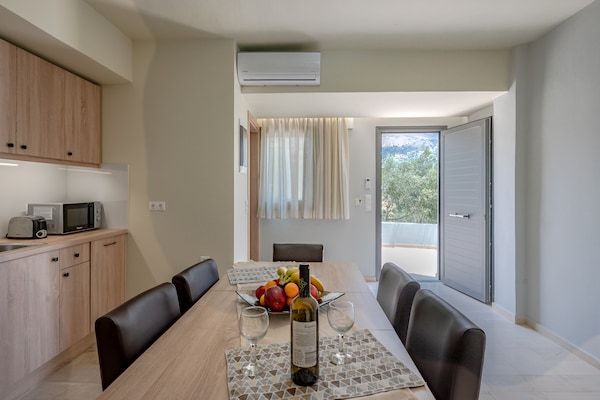 Foto van Villa in Plakias met Zwembad en Strand - Vakantiehuis in Plakias - DiningRoom