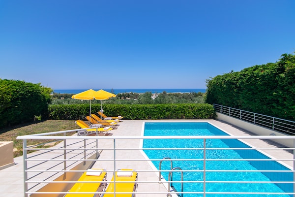 Foto van Villa in Adelianos Kampos met Privézwembad - Vakantiehuis in Adelianos Kampos - Wellness