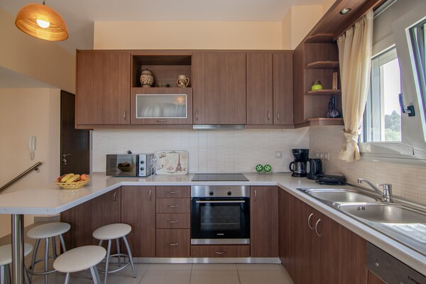 Foto van Villa in Adelianos Kampos met Privézwembad - Vakantiehuis in Adelianos Kampos - Kitchen