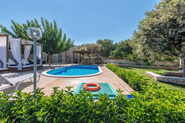 Foto van Villa in Gerani met privézwembad en zeezicht - Vakantiehuis in Gerani - PoolOfHouse