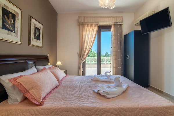 Foto van Villa in Prines met Privézwembad - Vakantiehuis in Prines - BedRoom