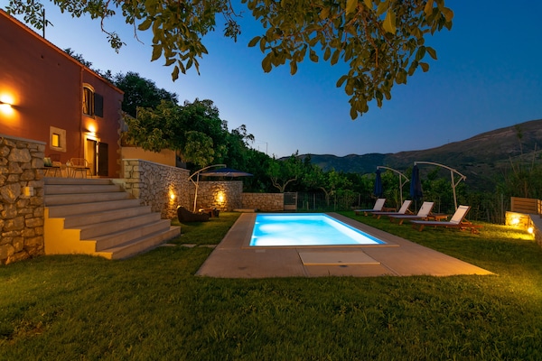 Foto van Villa met zwembad in Rethymno - Vakantiehuis in Rethymno - Outdoor