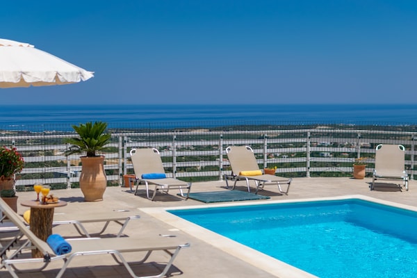 Foto van Villa in Agia Triada met privézwembad - Vakantiehuis in Agia Triada - PoolOfHouse