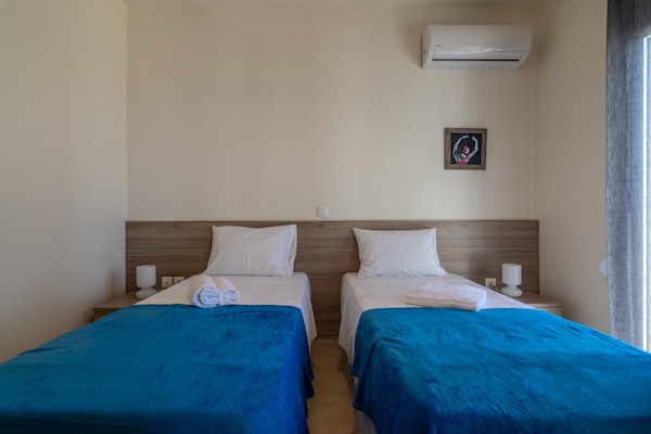 Foto van Villa in Agia Triada met privézwembad - Vakantiehuis in Agia Triada - BedRoom