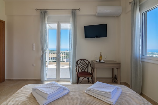 Foto van Villa in Agia Triada met privézwembad - Vakantiehuis in Agia Triada - BedRoom