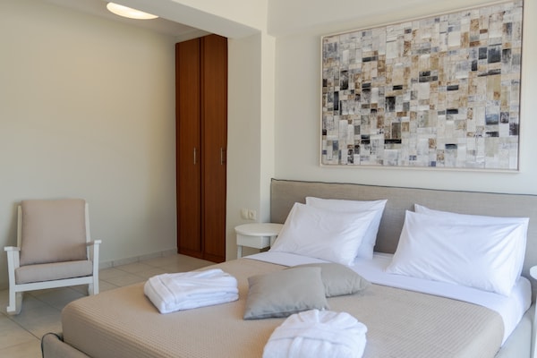 Foto van Villa in Sfakaki met Privézwembad & Uitzicht - Vakantiehuis in Sfakaki - BedRoom