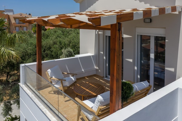 Foto van Villa in Sfakaki met Privézwembad & Uitzicht - Vakantiehuis in Sfakaki - TerraceBalcony