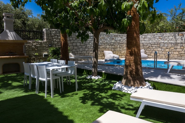 Foto van Villa in Sfakaki met Privézwembad & Uitzicht - Vakantiehuis in Sfakaki - GardenSummer