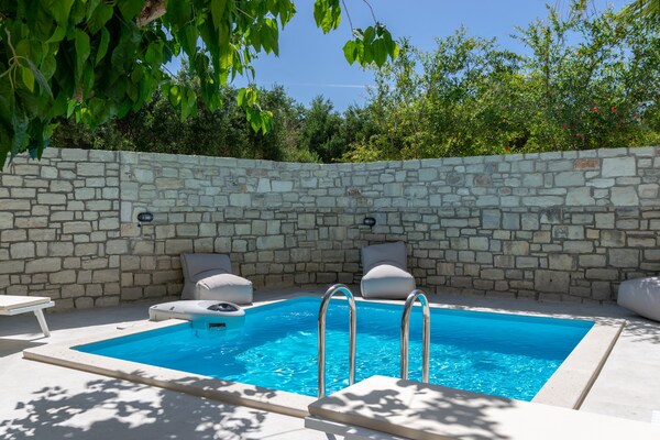 Foto van Villa in Sfakaki met Privézwembad & Uitzicht - Vakantiehuis in Sfakaki - PoolOfHouse