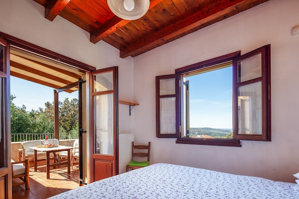 Foto van Villa in Prines met Uitzicht op Witte Bergen - Vakantiehuis in Prinès, Rhethymno - Ambiance