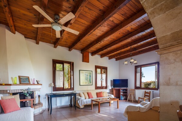 Foto van Villa in Prines met Uitzicht op Witte Bergen - Vakantiehuis in Prinès, Rhethymno - Ambiance