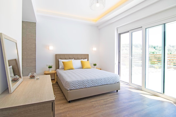 Foto van villa in Agia Triada heeft 2 slaapkamers - Vakantiehuis in Agia Triada - BedRoom