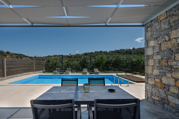 Foto van villa in Agia Triada heeft 2 slaapkamers - Vakantiehuis in Agia Triada - Outdoor