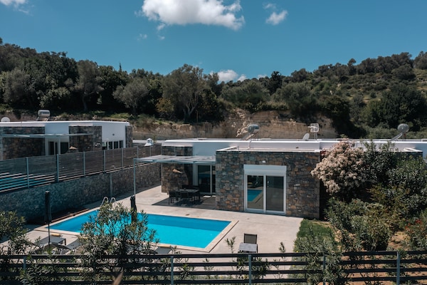 Foto van villa in Agia Triada heeft 2 slaapkamers - Vakantiehuis in Agia Triada - Outdoor