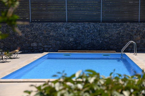 Foto van villa in Agia Triada heeft 2 slaapkamers - Vakantiehuis in Agia Triada - PoolOfHouse