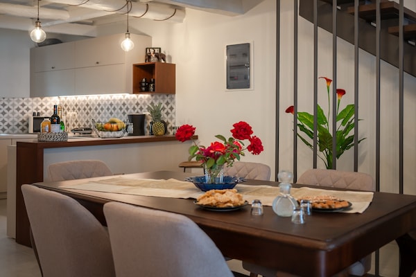 Foto van Villa met 3 slaapkamers in Maroulas - Vakantiehuis in Maroulas - DiningRoom