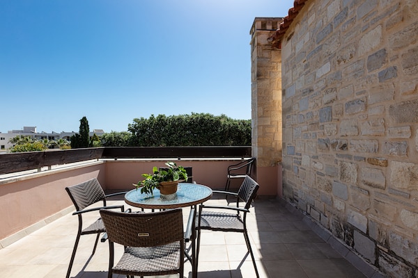 Foto van Villa in Adelianos Kampos - Vakantiehuis in Adelianos Kampos - TerraceBalcony