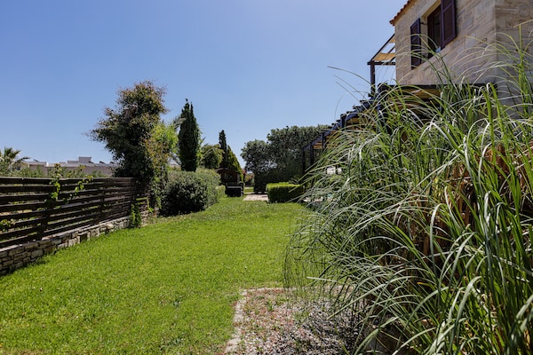 Foto van Villa in Adelianos Kampos - Vakantiehuis in Adelianos Kampos - GardenSummer