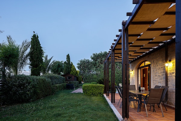 Foto van Villa in Adelianos Kampos - Vakantiehuis in Adelianos Kampos - TerraceBalcony