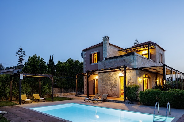 Foto van Villa in Adelianos Kampos - Vakantiehuis in Adelianos Kampos - Outdoor