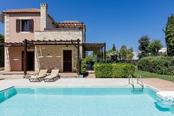 Foto van Villa in Adelianos Kampos - Vakantiehuis in Adelianos Kampos - Outdoor