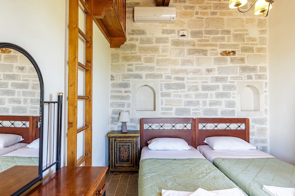 Foto van Villa in Adelianos Kampos - Vakantiehuis in Adelianos Kampos - BedRoom