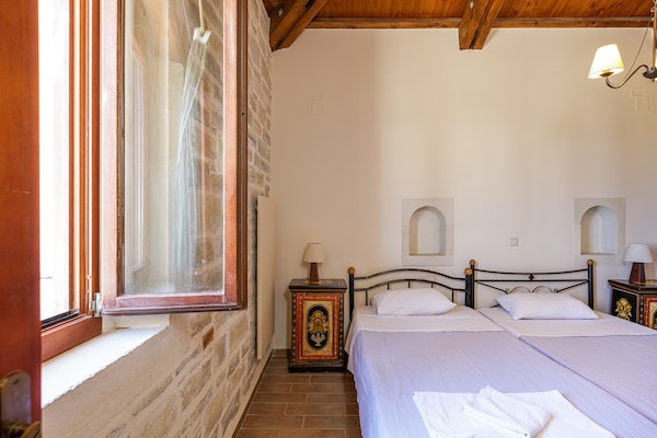 Foto van Villa in Adelianos Kampos - Vakantiehuis in Adelianos Kampos - BedRoom