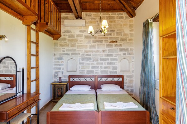 Foto van Villa in Adelianos Kampos - Vakantiehuis in Adelianos Kampos - BedRoom