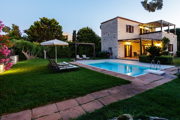 Foto van Villa in Adelianos Kampos - Vakantiehuis in Adelianos Kampos - Outdoor