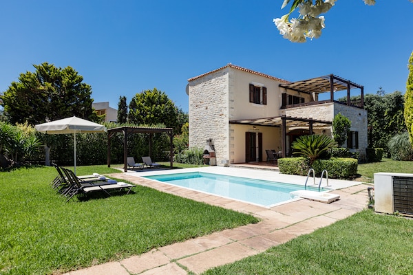 Foto van Villa in Adelianos Kampos - Vakantiehuis in Adelianos Kampos - Outdoor