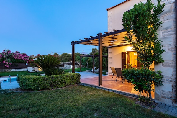 Foto van Villa in Adelianos Kampos - Vakantiehuis in Adelianos Kampos - Outdoor